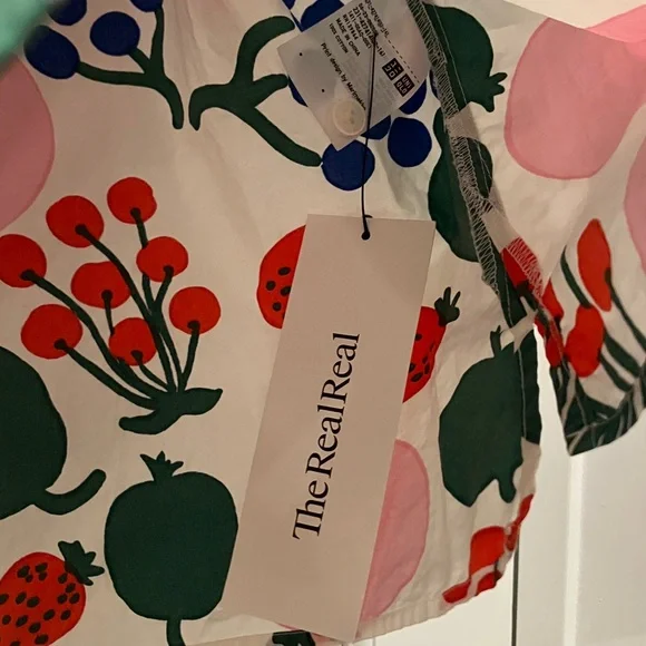 Marimekko x Uniqlo Fruit Dot Button-Up Size S — Blue Pink Green Red - Picture 5 of 6